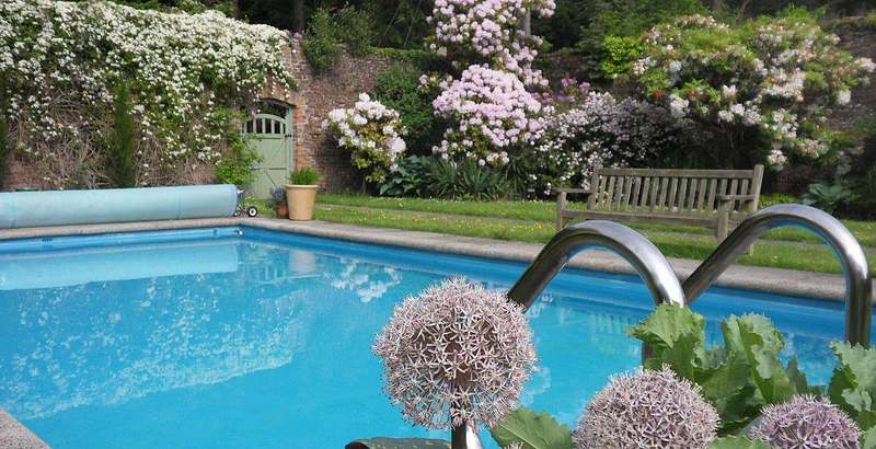 swimming pool self catering Scotland